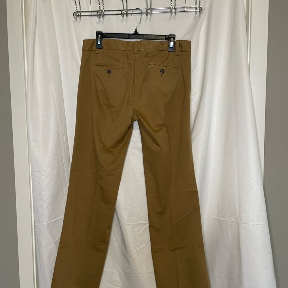 Gap/ Straight fit, straight leg women's khaki pants - Picture 4 of 5